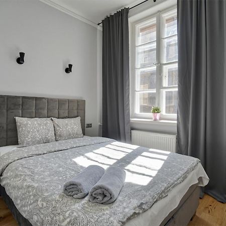 Warsaw Premium Apartments Deluxe Old Town Екстер'єр фото